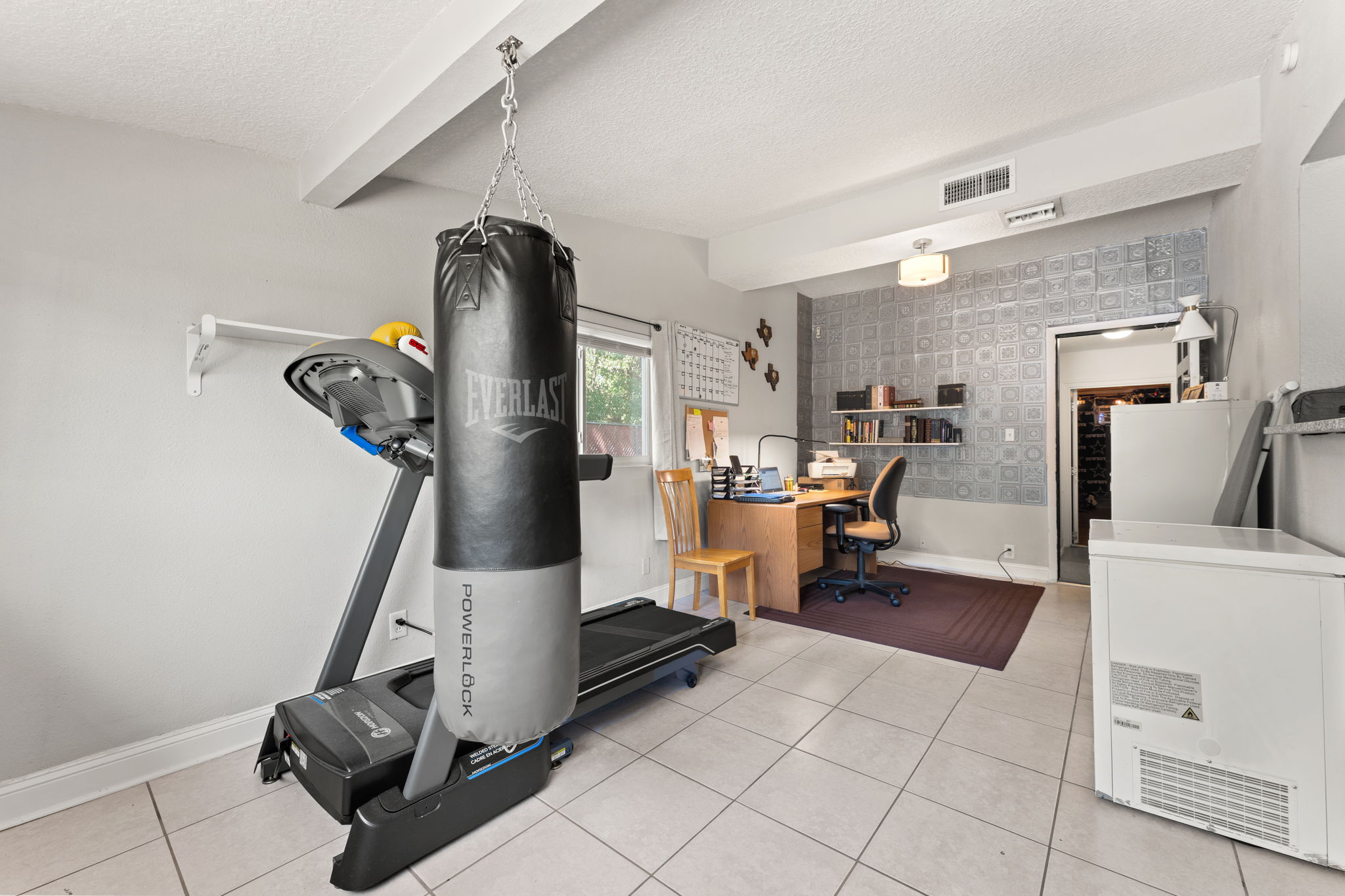 1817 Banbury Road photo 9 of 27