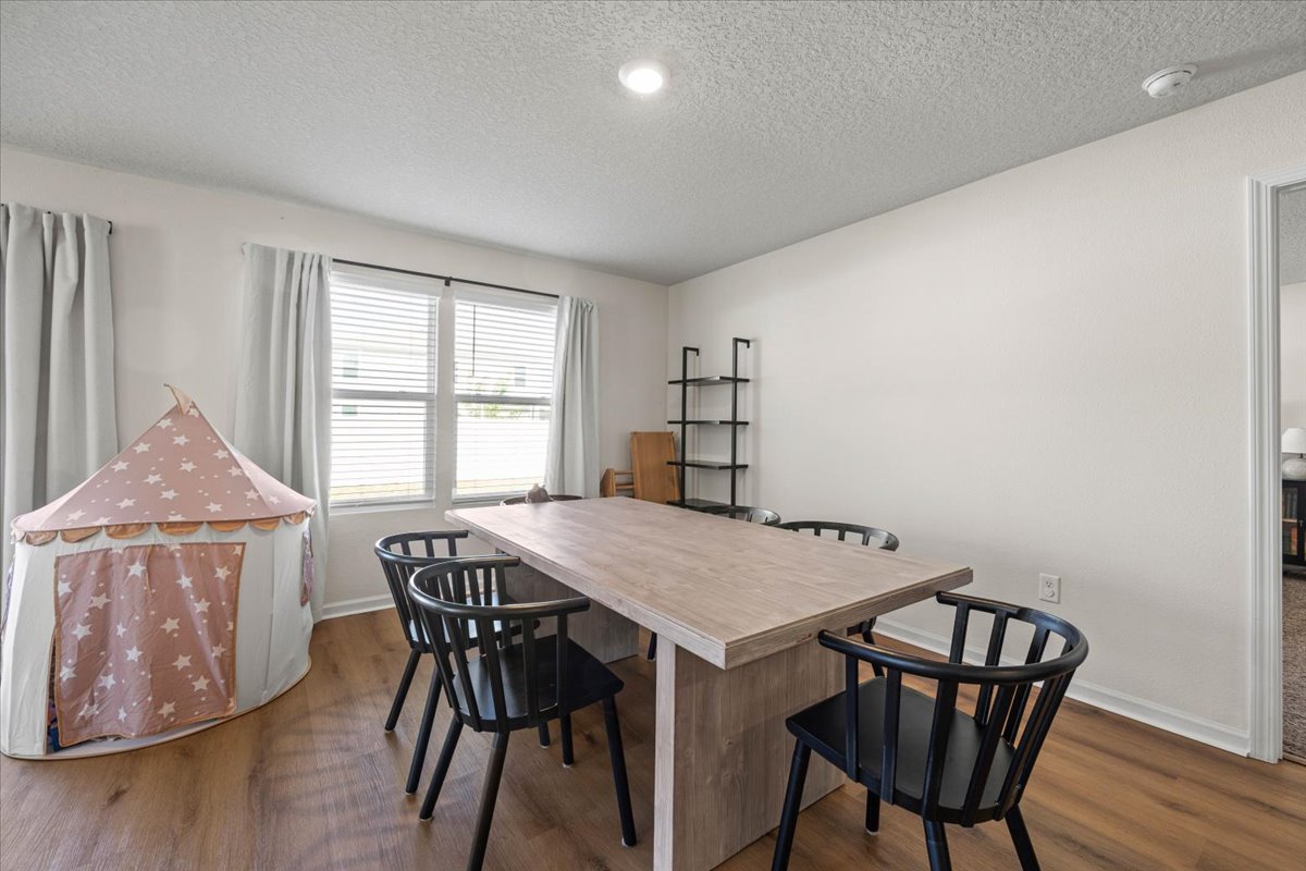 2469 Oak Stream Drive photo 13 of 38