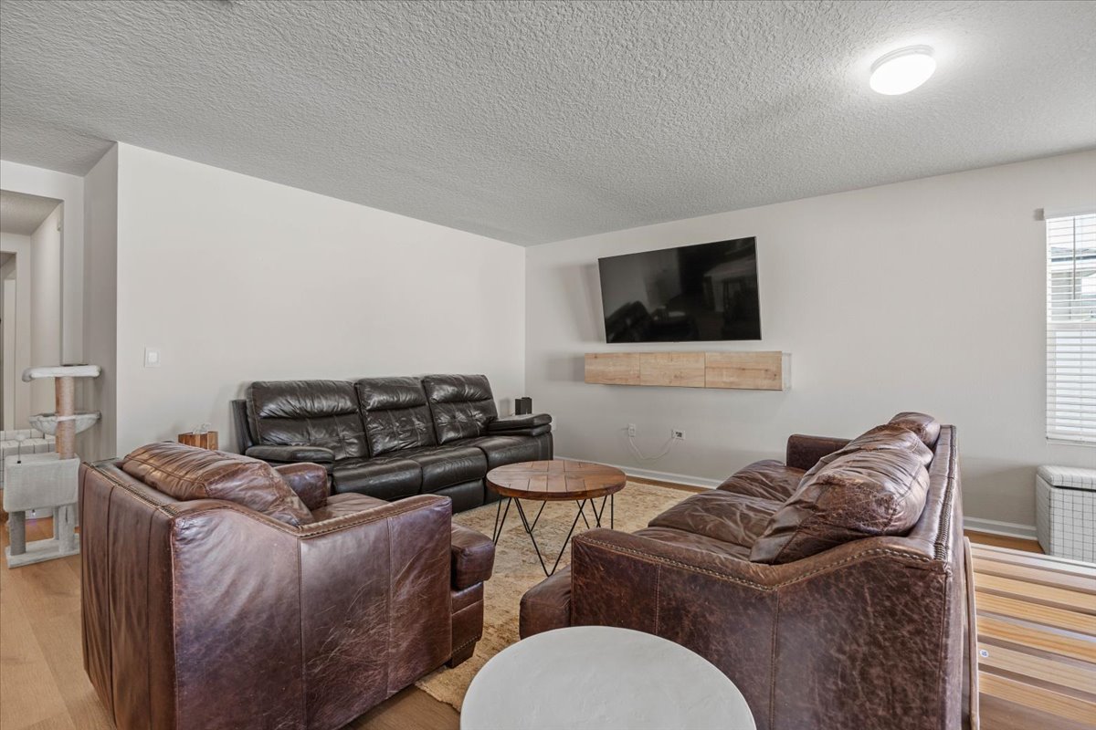 2469 Oak Stream Drive photo 18 of 38