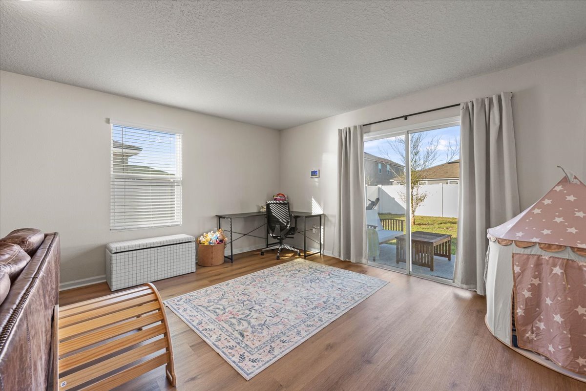 2469 Oak Stream Drive photo 19 of 38