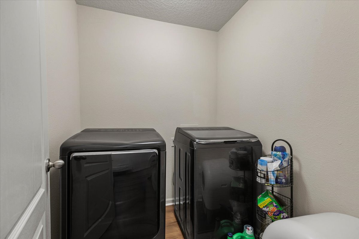 2469 Oak Stream Drive photo 34 of 38